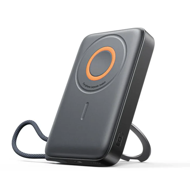 Joyroom JR-PBM02 – 22.5W 3-in-1 MagSafe Power Bank (10,000 mAh)