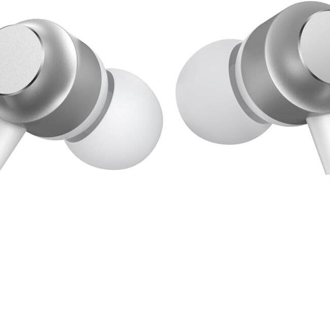 Joyroom JR-EC06 Type-C Wired Earphones – Hi-Fi Sound, Built-in Microphone, In-Line Control, Noise-Isolating Design