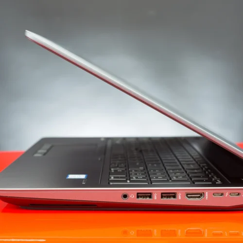 HP Zbook 15 G4 Studio Core i7-7820HQ /Ram 16G /SSD 512G /NVIDIA Quadro M1200 4G /15.6 FHD