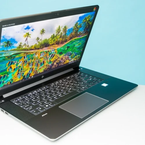 HP Zbook 15 G4 Studio Core i7-7820HQ /Ram 16G /SSD 512G /NVIDIA Quadro M1200 4G /15.6 FHD