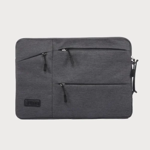 Weather-Ready Protection: The exterior is crafted from a high-density synthetic fabric that is fully splash-resistant. It is designed to keep your device dry during light rain or accidental spills. Dual-Layer Interior: Features a shock-absorbing sponge mid-layer paired with a soft velvet/plush lining. This prevents both impact damage from minor drops and surface scratches on the laptop's chassis. The "Shining" Aesthetic: Known for its vibrant, slightly reflective finish, the sleeve is available in a wide spectrum of colors (up to 8 variants, including Turquoise, Dark Grey, and Burgundy) that maintain their color saturation over time. Multi-Pocket Organization: * Main Compartment: Secured by a heavy-duty, smooth-glide zipper.
