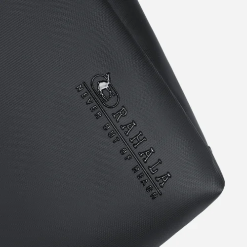 اشترِ شنطة لابتوب RAHALA RAL-816 بمصر. شنطة ظهر فاخرة تتسع للابتوب 15.6 بوصة ومزودة بمنفذ USB وخامة مقاومة للماء بأفضل سعر من KCS Store.