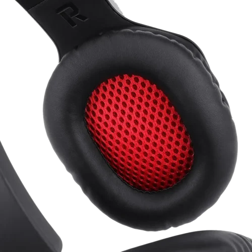 اشتري سماعة Redragon H220 THEMIS الجيمنج بمحركات 50mm وصوت ستيريو نقي. سماعة خفيفة ومريحة مع مايك مدمج وإضاءة Red LED بأفضل سعر في مصر.