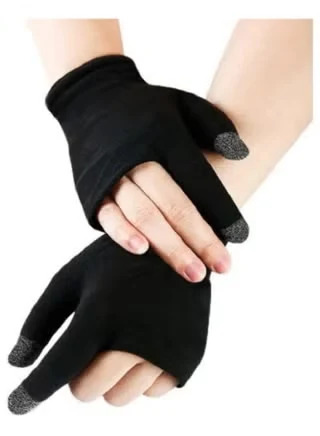 MEMO GG02 Carbon Fiber Two-Finger High Sensitivity Touch Breathable Sweat-Proof Professional Gaming Glove قفاز صوابع ببجي ضد التعرق و الانزلاق لمحترفي ببجي موبايل 7 اشتري قفازات الألعاب MEMO GG02 المصنوعة من ألياف الكربون ضد التعرق والانزلاق. استجابة فائقة بدون تأخير لألعاب PUBG وCoD بسعر ممتاز في مصر.