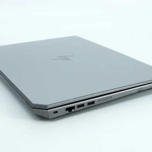 اشتري لاب توب HP ZBook 15 G6 استيراد بحالة الزيرو. معالج i7 الجيل التاسع وكارت Nvidia T2000 4GB وشاشة 15.6 FHD. أفضل سعر ورك ستيشن في مصر مع توصيل سريع.