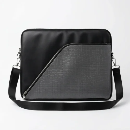 اشتري حافظة لابتوب جلد Premium Leather Laptop Sleeve 15.6 Inch بنقشة الجلد البارزة وخامات مقاومة للماء والصدمات. حماية متكاملة وجيب للشاحن بأفضل سعر إكسسوارات لابتوب في مصر!