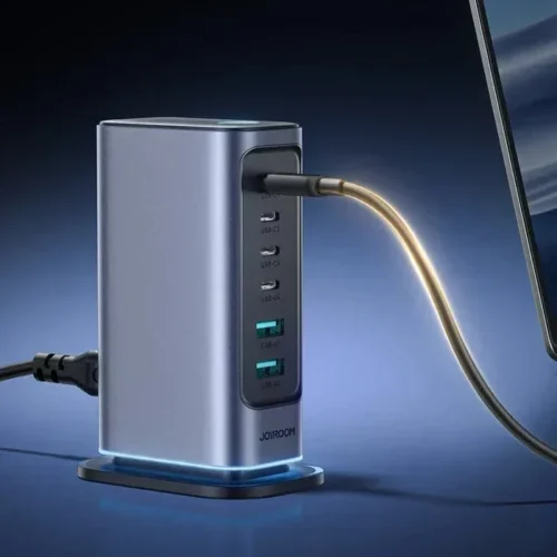 اشتري محطة الشحن المكتبي JOYROOM JR-TCM02 بقدرة 65 واط وتقنية GaN. تتضمن 4 منافذ USB-C و 2 منافذ USB-A مع كابل طاقة 1.5 متر لشحن اللابتوب والموبايل بأعلى كفاءة في مصر!