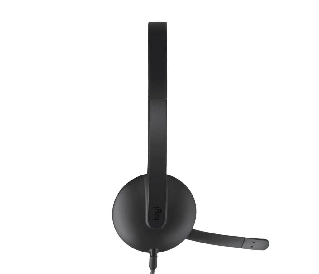Logitech H340 USB Stereo with Noise Cancellation Computer Professional Headset سماعة هيدفون إحترافية بمايك بخاصية عزل ضوضاء مناسبة للمكاتب و الدراسه و المكالمات 16 اشتري سماعة Logitech H340 USB الأصلية بأفضل سعر في مصر. ممتازة للاجتماعات، العمل عن بعد، الدراسة، ومكالمات Call Center مع مايك بعزل الضوضاء وصوت رقمي نقي!