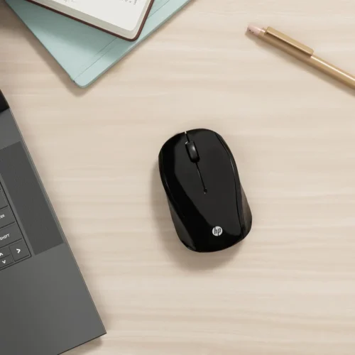 اشتري ماوس HP 200 Wireless الأصلي بحالة الـ Open Box بالسوق المصري. حساسية 1000DPI، مدى 10 أمتار، تصميم مريح لليدين، وأداء عملي للمكاتب واللابتوب بسعر اقتصادي!